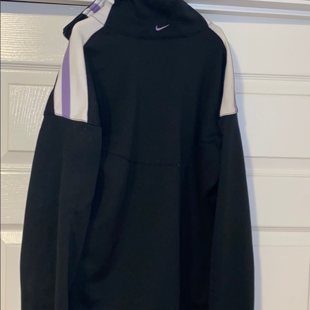 Nike jacket - Picture 2 of 3